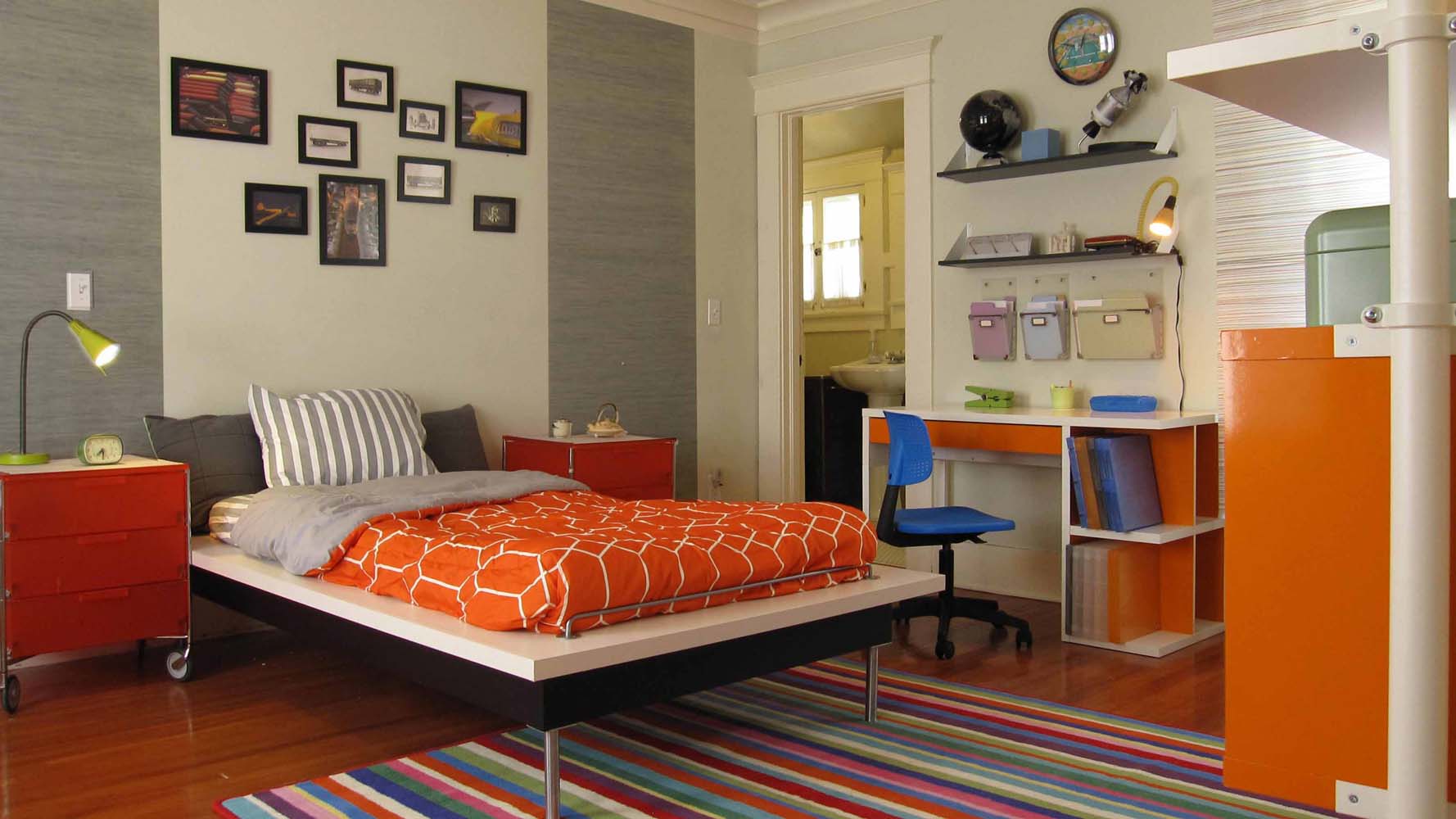 YI KIM'S ROOM ...location dress
